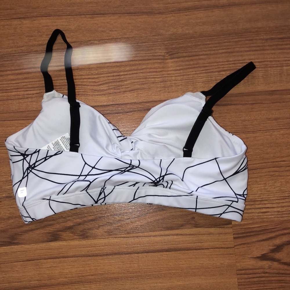 Fabletics Bra - Picture 2 of 3